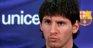 A Messi le sirve derrota del Madrid